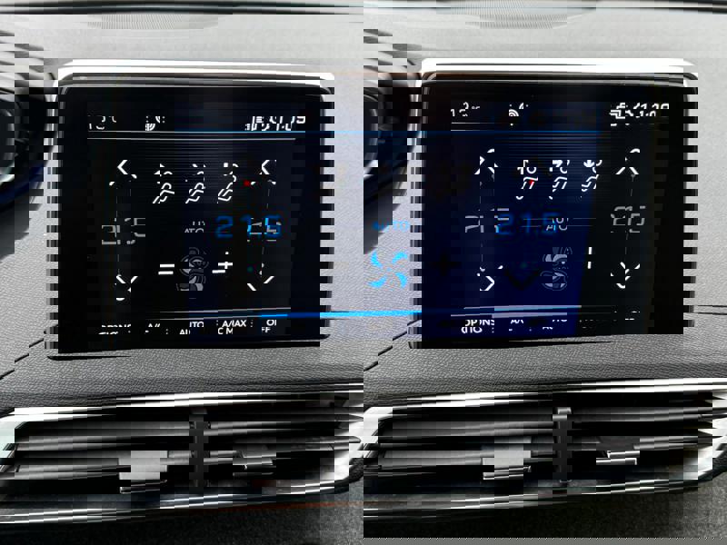 Image Peugeot 3008 II 1.5 Blue Hdi 130 Allure GPS Caméra Carplay Régul Clim auto Gtie 1 an